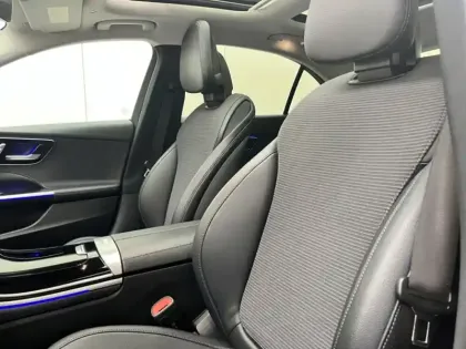 Photo 11 Mercedes Classe C Berline 300 e Hybrid EQ Avantgarde Line