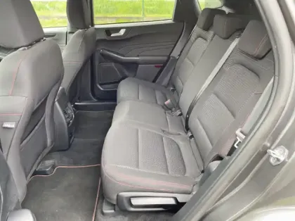 Photo 8 Ford Kuga Gén. III Ph1 ST-Line 5