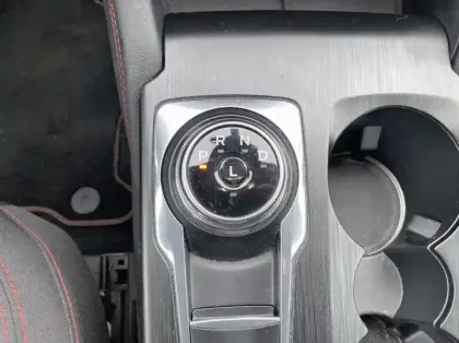 Photo 7 Ford Kuga Gén. III Ph1 ST-Line 5