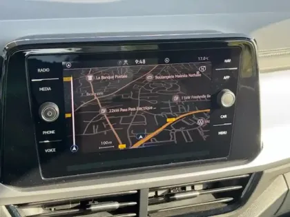 Photo 5 Volkswagen T-roc Life Plus 1.0 110 ch