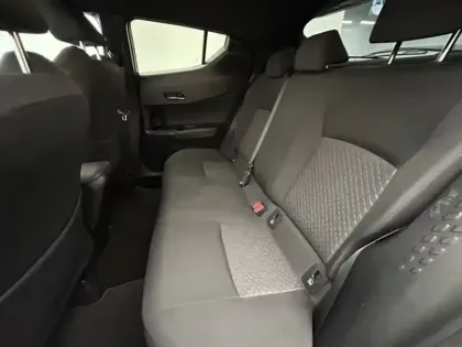 Photo 19 Toyota C-HR 2.0 Hybride 184 Design Ultimate