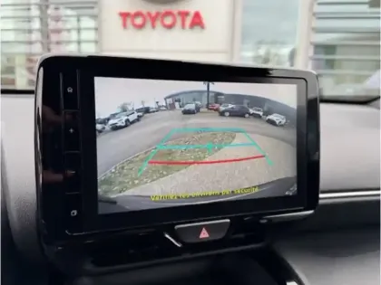 Photo 21 Toyota Yaris Hybride Design 116H 2WD