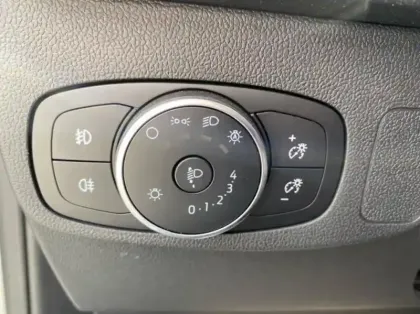 Photo 10 Ford Focus Gén. IV Ph2 Titanium X Business 5