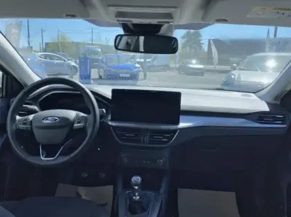 Photo 12 Ford Focus Gén. IV Ph2 Titanium X Business 5