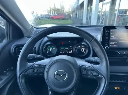 Photo 6 Mazda 2 Hybrid 1.5 116ch Agile