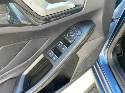 Photo 5 Ford Focus Gén. IV Ph2 Titanium X Business 5