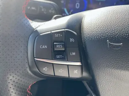 Photo 16 Ford Focus Gén. IV Ph2 Titanium X Business 5