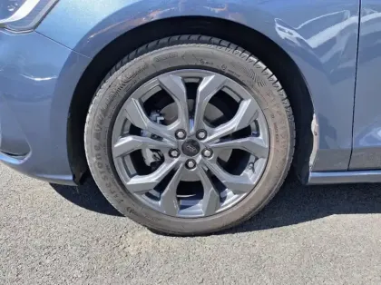 Photo 13 Ford Focus Gén. IV Ph2 Titanium X Business 5