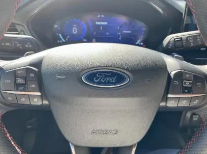 Photo 20 Ford Focus Gén. IV Ph2 Titanium X Business 5