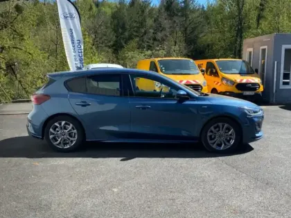 Photo 25 Ford Focus Gén. IV Ph2 Titanium X Business 5