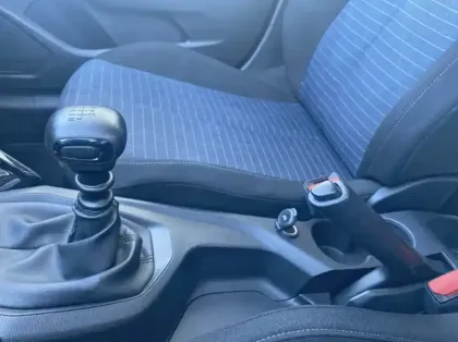 Photo 19 Peugeot 208 Gén. II Ph1 Premium 5