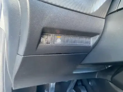 Photo 14 Peugeot 208 Gén. II Ph1 Premium 5