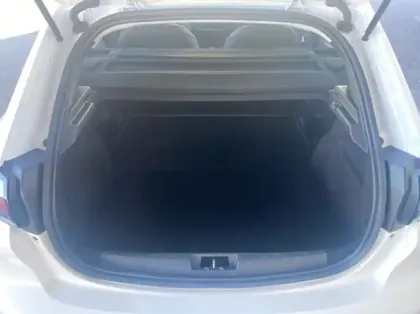 Photo 10 Peugeot 208 Gén. II Ph1 Premium 5