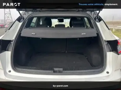 Photo 10 Renault Austral 1.2 E-Tech full hybrid 200ch Techno esprit Alpine - 24