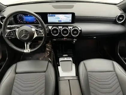 Photo 10 Mercedes Classe A 180 Progressive Line