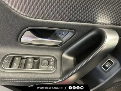 Photo 12 Mercedes Classe A 250 e Berline Progressive Line