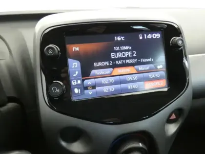 Photo 7 Toyota Aygo Gén. II Ph2 x-play 3