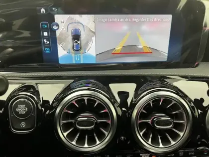 Photo 16 Mercedes Classe A 200 d AMG Line