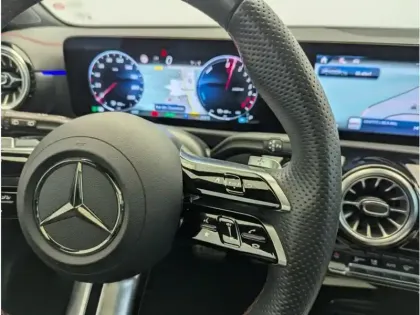 Photo 17 Mercedes CLA 250 e Hybrid EQ AMG Line