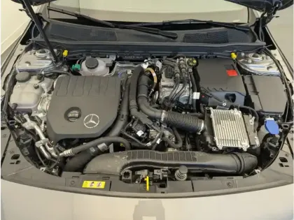 Photo 22 Mercedes CLA 250 e Hybrid EQ AMG Line