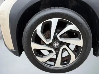 Photo 8 Toyota Aygo Gén. I Ph1 Design 5