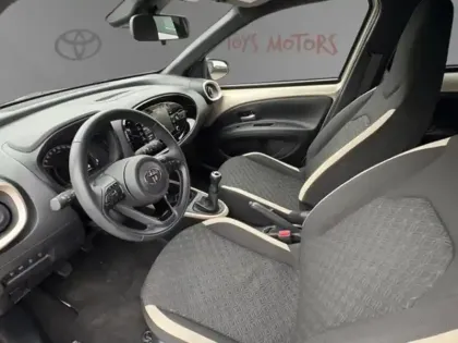 Photo 15 Toyota Aygo Gén. I Ph1 Design 5