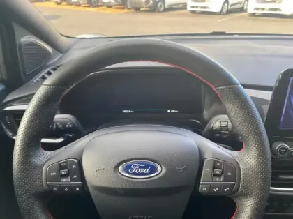 Photo 6 Ford Puma Gén. II Ph1 ST-Line 5