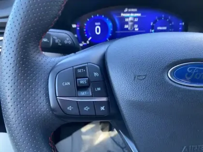 Photo 16 Ford Focus 1.0 Flexifuel mHEV 125ch ST-Line X