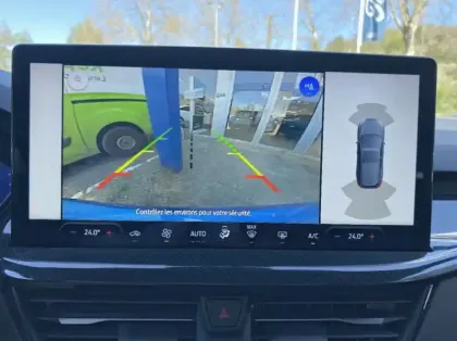 Photo 15 Ford Focus 1.0 Flexifuel mHEV 125ch ST-Line X