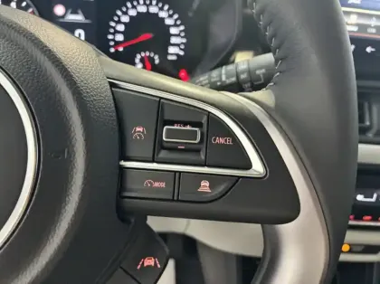 Photo 16 Suzuki Swift Gén. V Ph1 Pack 5