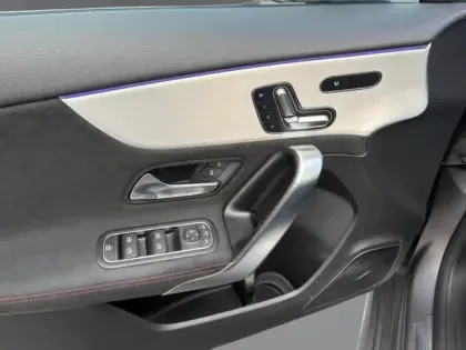 Photo 10 Mercedes Classe A Gén. IV (W177) Ph2 AMG Line 5