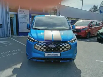 Photo 22 Ford Custom Fg 320 L1H1 Electrique 160 kW 218ch Batterie 71 kWh Sport