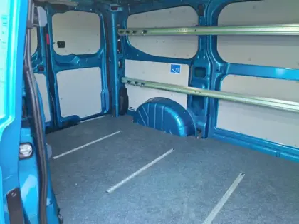 Photo 8 Ford Custom Fg 320 L1H1 Electrique 160 kW 218ch Batterie 71 kWh Sport