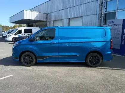 Photo 23 Ford Custom Fg 320 L1H1 Electrique 160 kW 218ch Batterie 71 kWh Sport