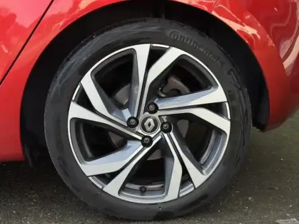 Photo 30 Renault Clio Gén. V (BJA) Ph1 RS Line 5