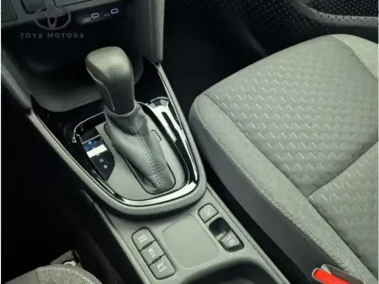 Photo 17 Toyota Yaris Hybride 1.5 HYBRID 116H DESIGN AUTO