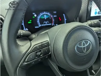 Photo 14 Toyota Yaris Hybride 1.5 HYBRID 116H DESIGN AUTO