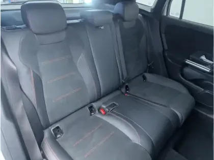 Photo 9 Mercedes GLA Gén. II (H247) Ph1 AMG Line 5