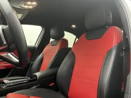 Photo 14 Mercedes Classe A 200 Berline AMG Line