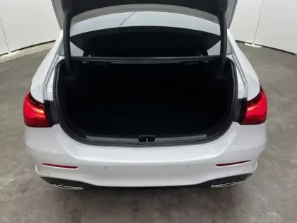 Photo 9 Mercedes Classe A 200 Berline AMG Line