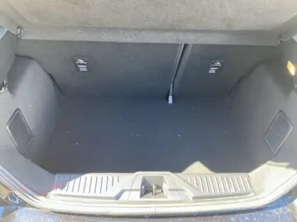 Photo 10 Ford Fiesta Gén. V Ph1 Evo Cool & Connect 3