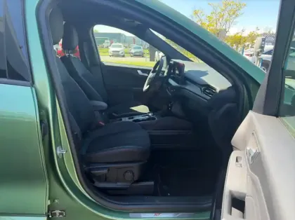 Photo 26 Ford Kuga Gén. III Ph2 ST-Line X 5