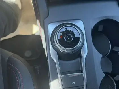 Photo 7 Ford Kuga Gén. III Ph2 ST-Line X 5