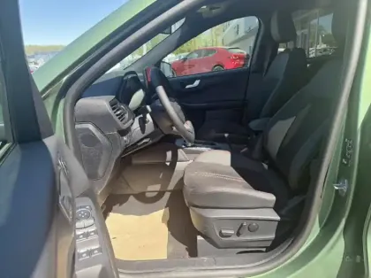 Photo 9 Ford Kuga Gén. III Ph2 ST-Line X 5