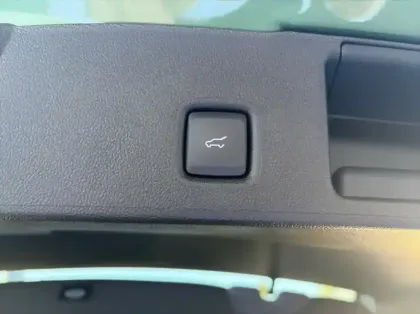 Photo 18 Ford Kuga Gén. III Ph2 ST-Line X 5