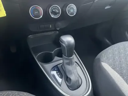 Photo 17 Toyota Aygo Gén. I Ph1 Design 5