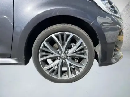 Photo 8 Toyota Yaris Hybride 116h Iconic Techno