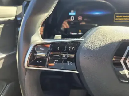 Photo 14 Renault Austral Gén. I (HHN) Ph1 Iconic esprit Alpine 5