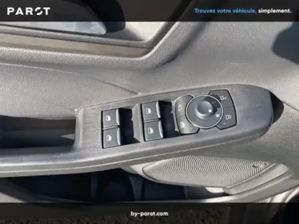 Photo 15 Ford Kuga 2.5 Duratec 180ch Hybrid FlexiFuel Titanium Business Powershift