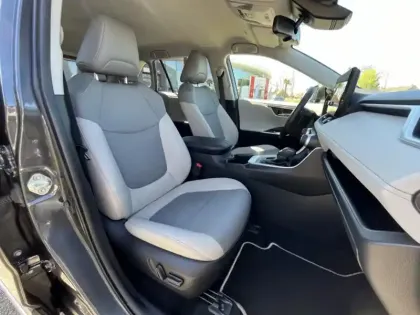 Photo 22 Toyota Rav4 Gén. V Ph1 Lounge 5